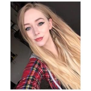 Meet your Posher, Alegra